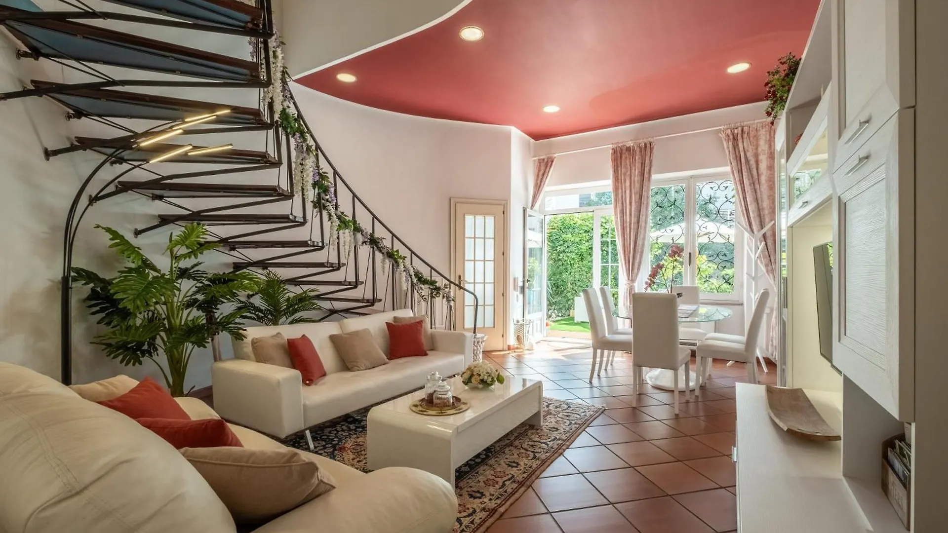 Elegante Villa Lu\' Centro Citta A 10 Minuti Dal Mare location