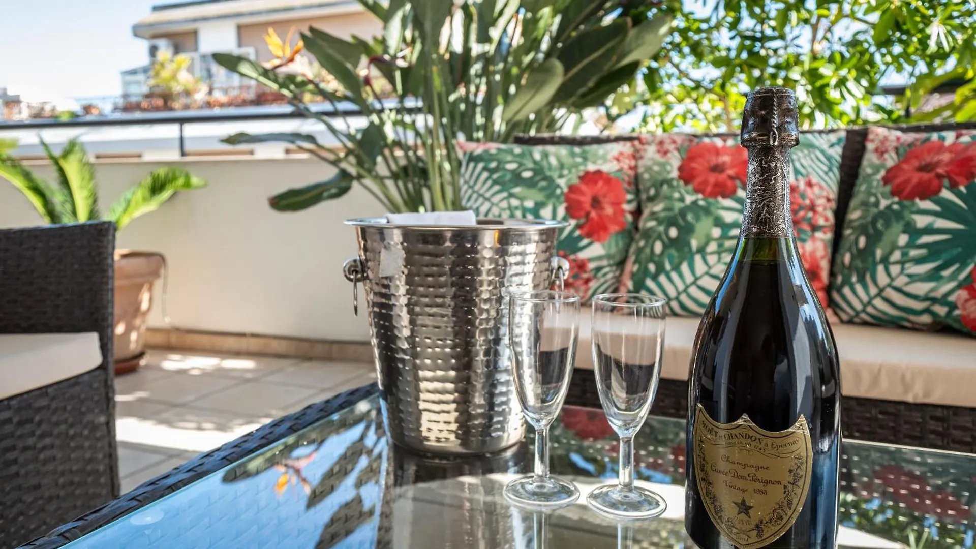 Elegante Villa Lu' Centro Citta A 10 Minuti Dal Mare Cagliari 0*,  Italy